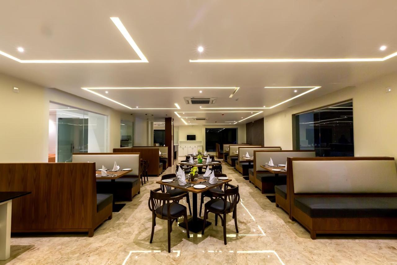 Hotel The Fern Residency Vijayapura Bijāpur Exteriér fotografie